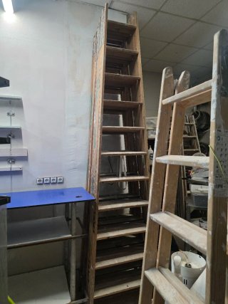 Escalera de madera 11 peldaños