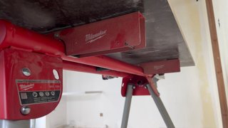 Banco ingletadora Milwaukee MSL 1000