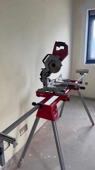 Banco ingletadora Milwaukee MSL 1000