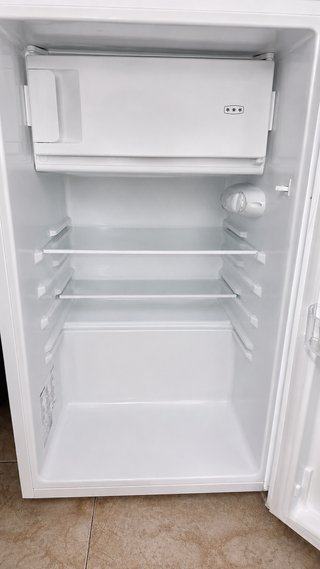 Nevera Hisense Compacta - Como Nueva