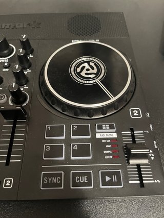 Numark Party Mix DJ Controller