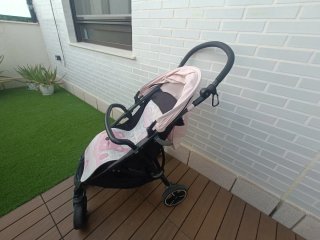 Silla de paseo Baby Monster rosa