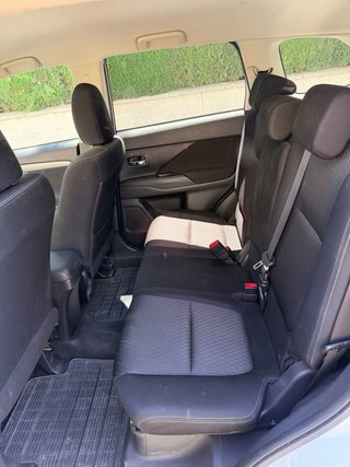 Mitsubishi Outlander 2015