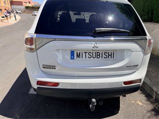 Mitsubishi Outlander 2015