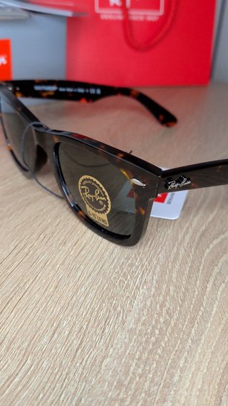 Ray-Ban RB2140902 Occhiali da sole tartarugati