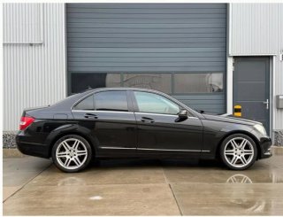Mercedes-Benz  SL 2012