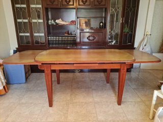 Mesa comedor extensible y 6 sillas