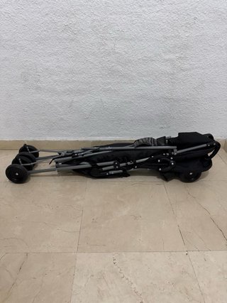 Carro de bebé Asalvo negro