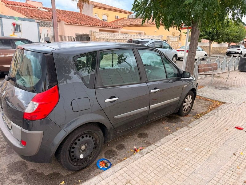 Renault Scenic 2006 - foto 1