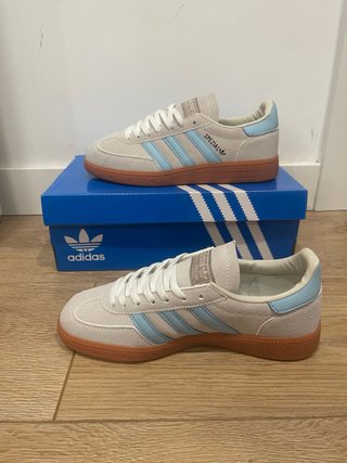 Adidas Spezial Beige y Azul