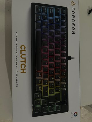 Teclado Gaming Forgeon Clutch 60% RGB