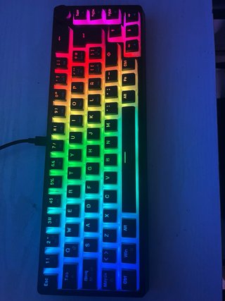 Teclado Gaming Forgeon Clutch 60% RGB