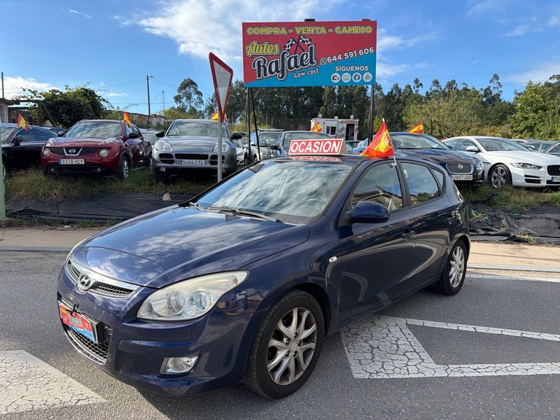 HYUNDAI i30 *CUERO+CLIMATIZADOR* - foto 1