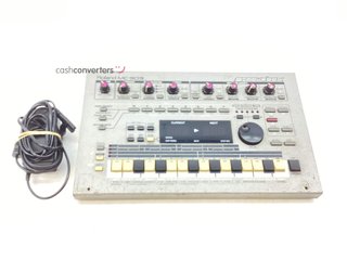 mesa mezclas roland mc-303