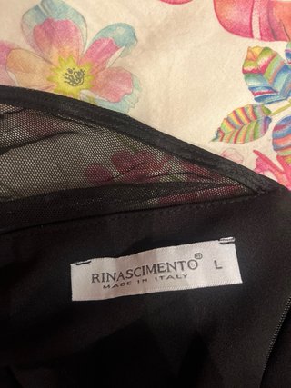Vestido negro estampado floral