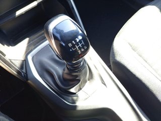 Peugeot 2008 PureTech 100 SANDS Active 75 kW (100 CV)
