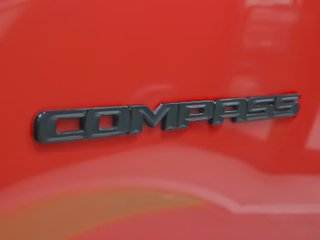 Jeep Compass 1.5 MHEV Night Eagle DCT 96 kW (130 CV)