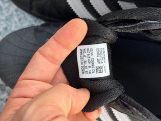 Adidas Superstar Negras y Blancas 43 1/3