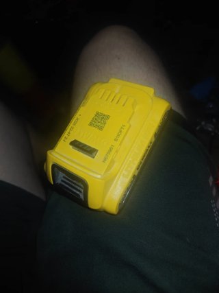 Batería Dewalt 18V 2Ah DCB183 NUEVA