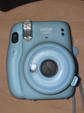 Cámara Instantánea Fuji film Instax + 20 recargas