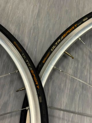 Ruedas Mavic Ksyrium Elite 700c miche 10 speed