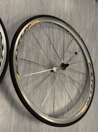 Ruedas Mavic Ksyrium Elite 700c miche 10 speed