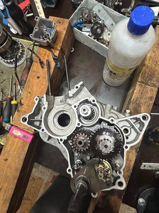 Motor AM6