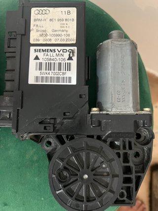 Motor Elevalunas Audi Bosch A4s unidad