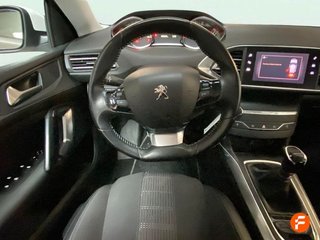Peugeot 308 5p Allure PureTech 130 S&S
