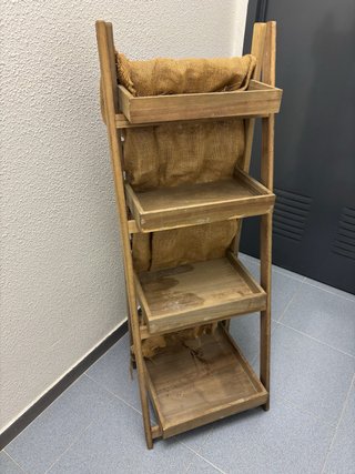 Estantería de madera estilo vintage