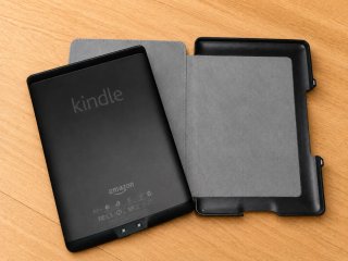Kindle 4 con funda