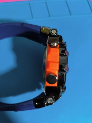Reloj Deportivo STRYVE S8025