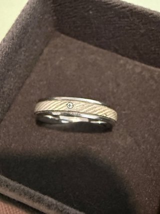 Anillo plata con pequeña piedra