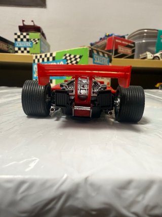 Scalextric Tyrrell P34 6 Ruedas Elf, Rojo Oscuro.