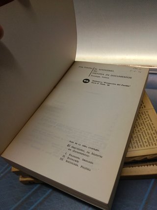 4 libros sobre Karl Marx, buen estado