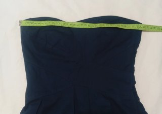 Vestido azul marino Bershka palabra de honor