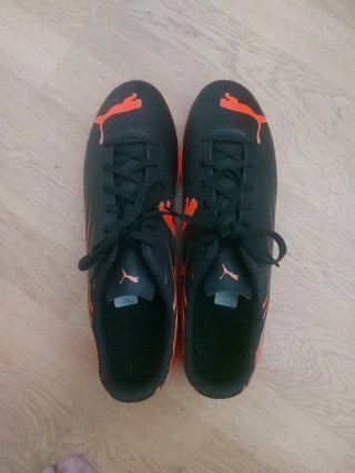 Deportivas Fútbol Sala Puma Negras Naranja