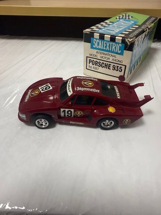 Scalextric Porsche 935 Kremer Jägermeister