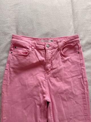 Pantalón rosa Stradivarius