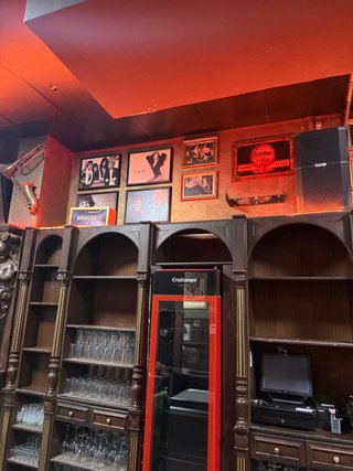 Cuadros y Antigüedades