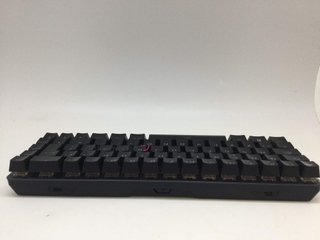 teclado alfanumerico rog rog falchion ace