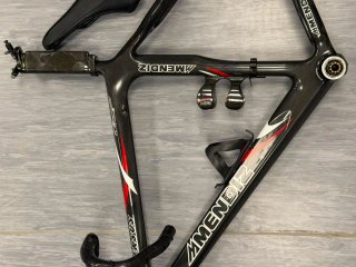 Cuadro Mendiz versus Carbono size 51 s/m