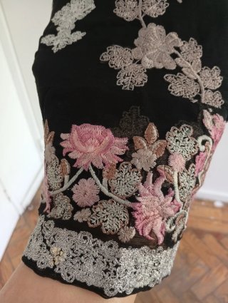 Vestido Chiffon Preto com Flores