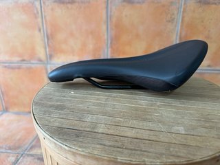 Sillín bici carretera Fizik