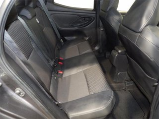 TOYOTA Yaris 1.5 120H Style Plus