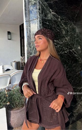 Conjunto Zara Kimono Bordado XS-S y Shorts XS
