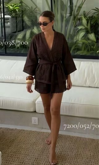 Conjunto Zara Kimono Bordado XS-S y Shorts XS