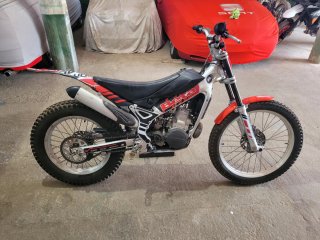 Beta Rev 3 2006 Trial Moto