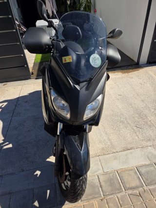 Yamaha Xmax 250 YP250R Negra