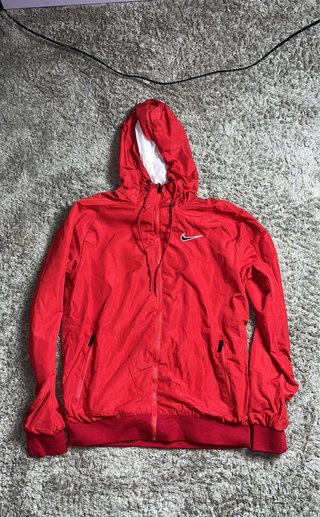 Chaqueta Nike Roja con Capucha